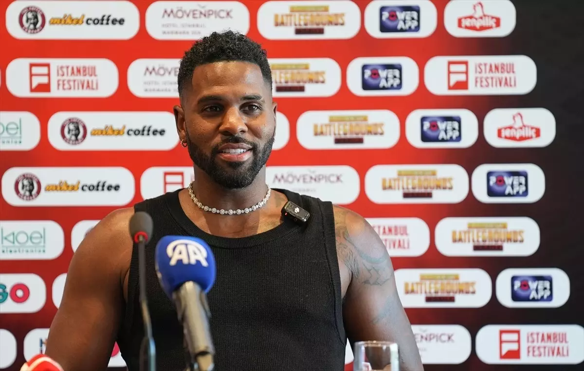 Jason Derulo İstanbul Festivali\'nde basın mensuplarıyla buluştu