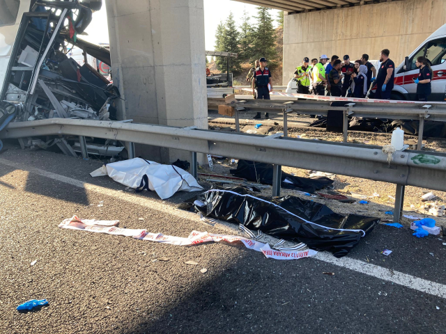 Ankara'daki katliam gibi kazadan ilk görüntüler