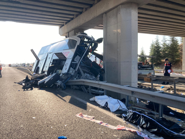 Ankara'daki katliam gibi kazadan ilk görüntüler