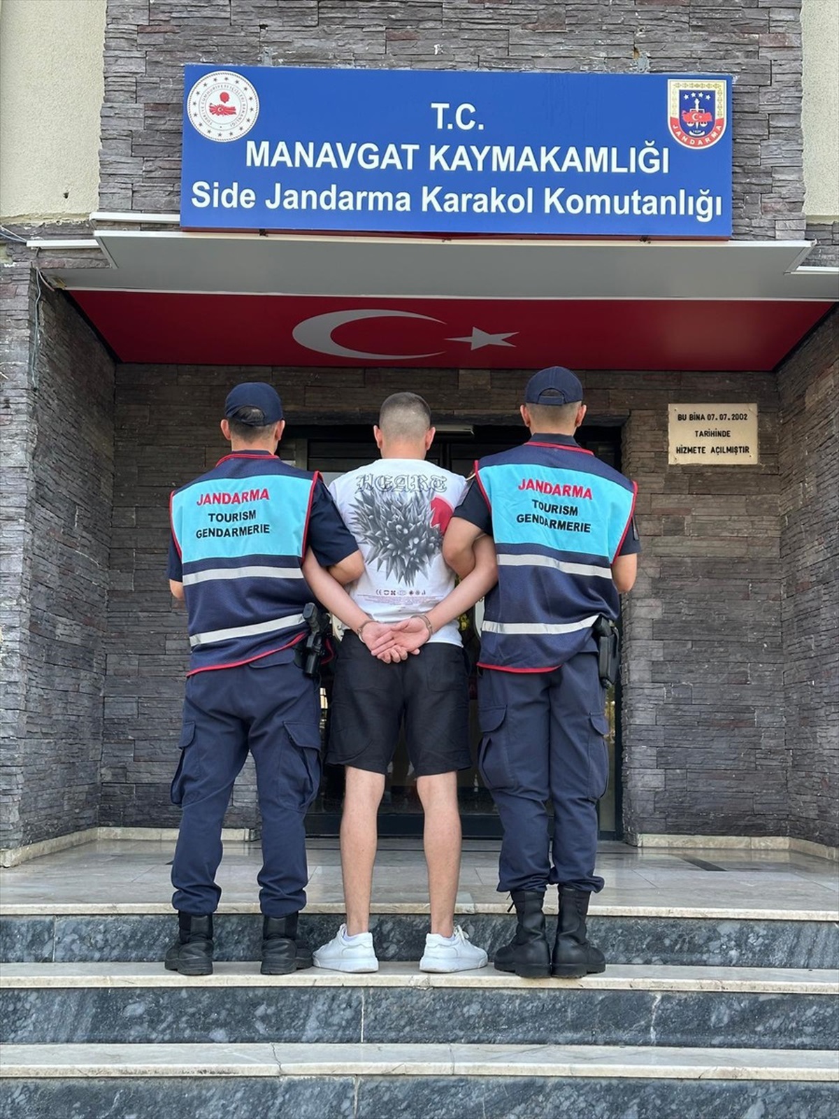Manavgat\'ta firari hükümlü yakalandı
