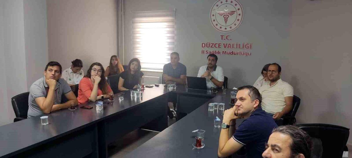 Düzce Acil Sağlık Hizmetleri Koordinasyon Komisyonu Toplantısı Gerçekleştirildi