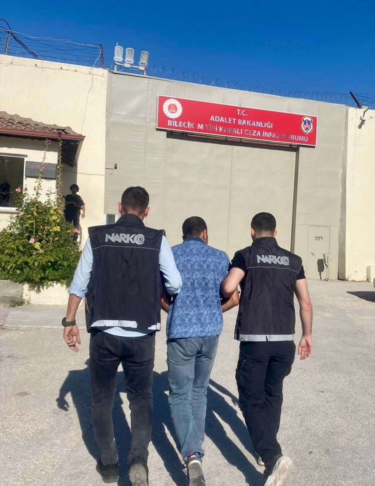 Bozüyük\'te Uyuşturucu Operasyonu: Zanlı Tutuklandı