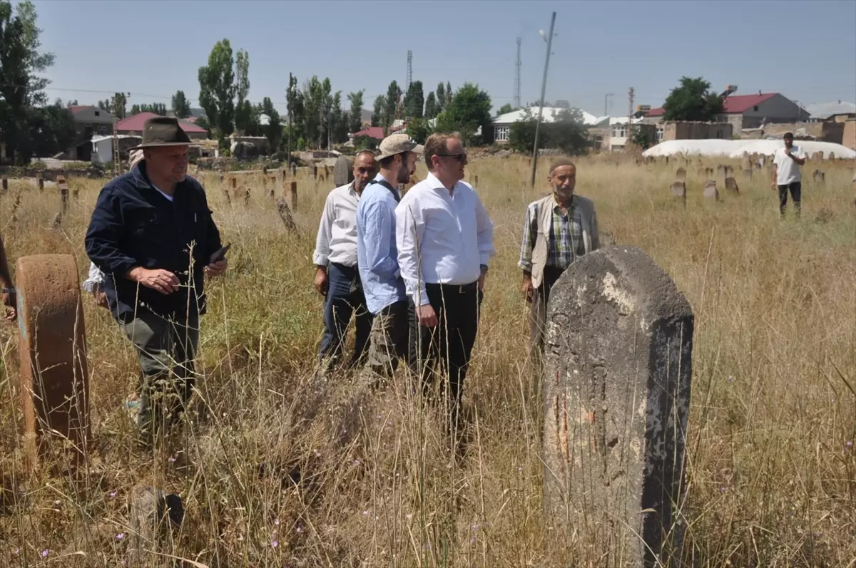 Muş\'un Bulanık ilçesinde arkeologlar tarihi mekanlarda inceleme yaptı