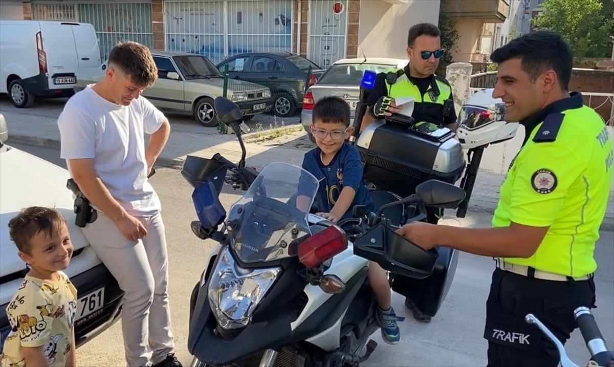 Çorum\'da Polis Ekipleri Kaçan Sürücülere Ceza Uyguladı