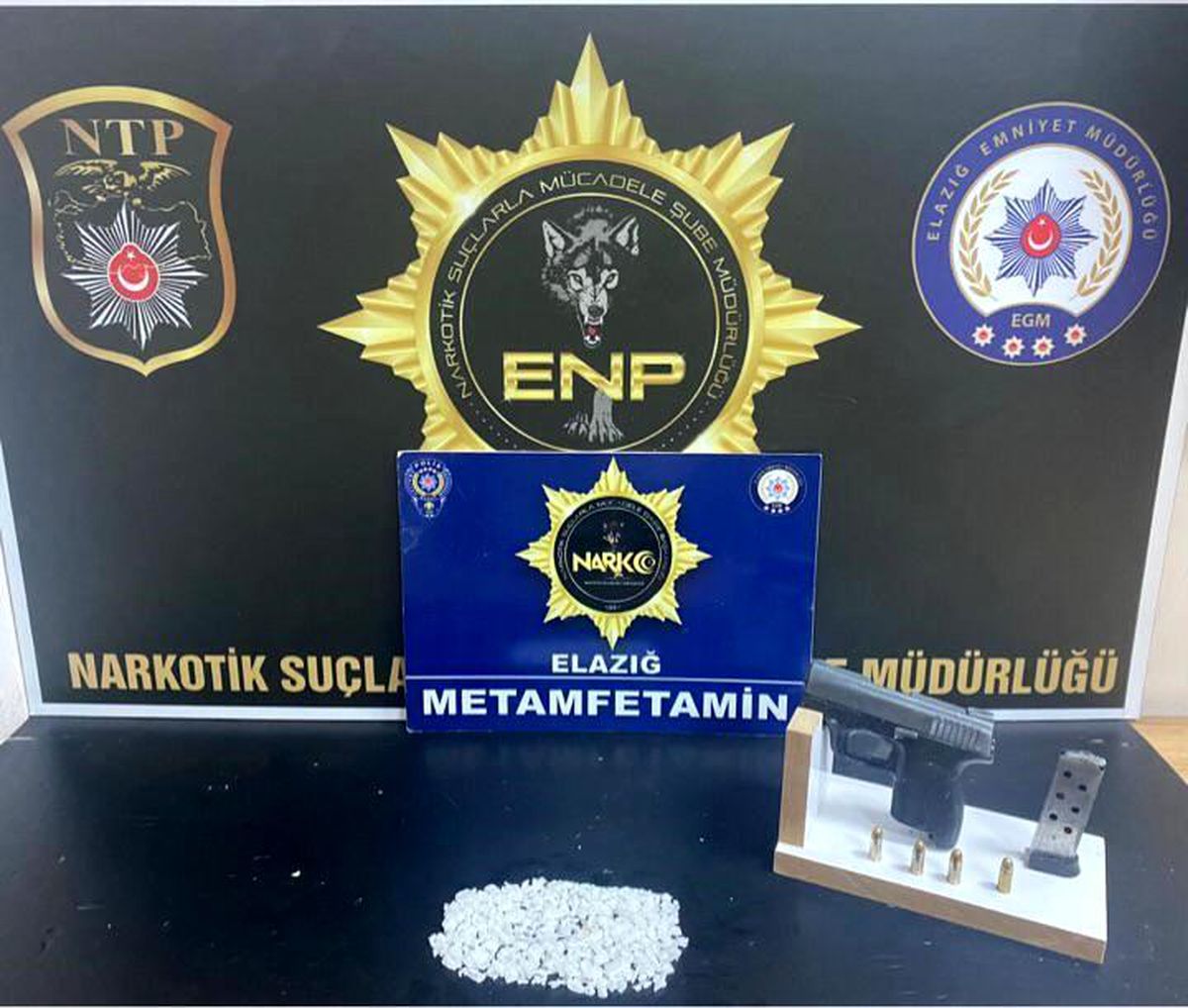 Elazığ\'da Uyuşturucu Operasyonu: 2 Şüpheli Tutuklandı