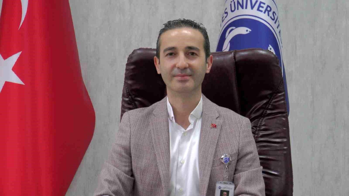 ERÜ Tıp Fakültesi Dekanı Prof. Dr. Cemal Alper Kemaloğlu istifa etti