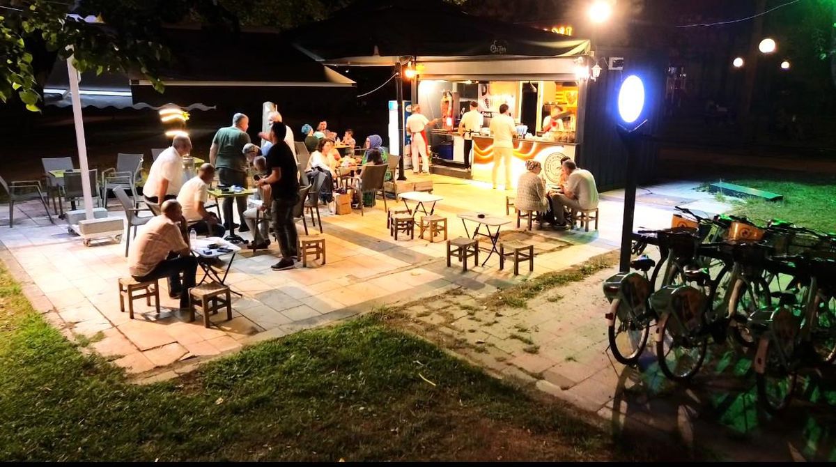 Gece Dönerciliği Sektörü Hızla Büyüyor