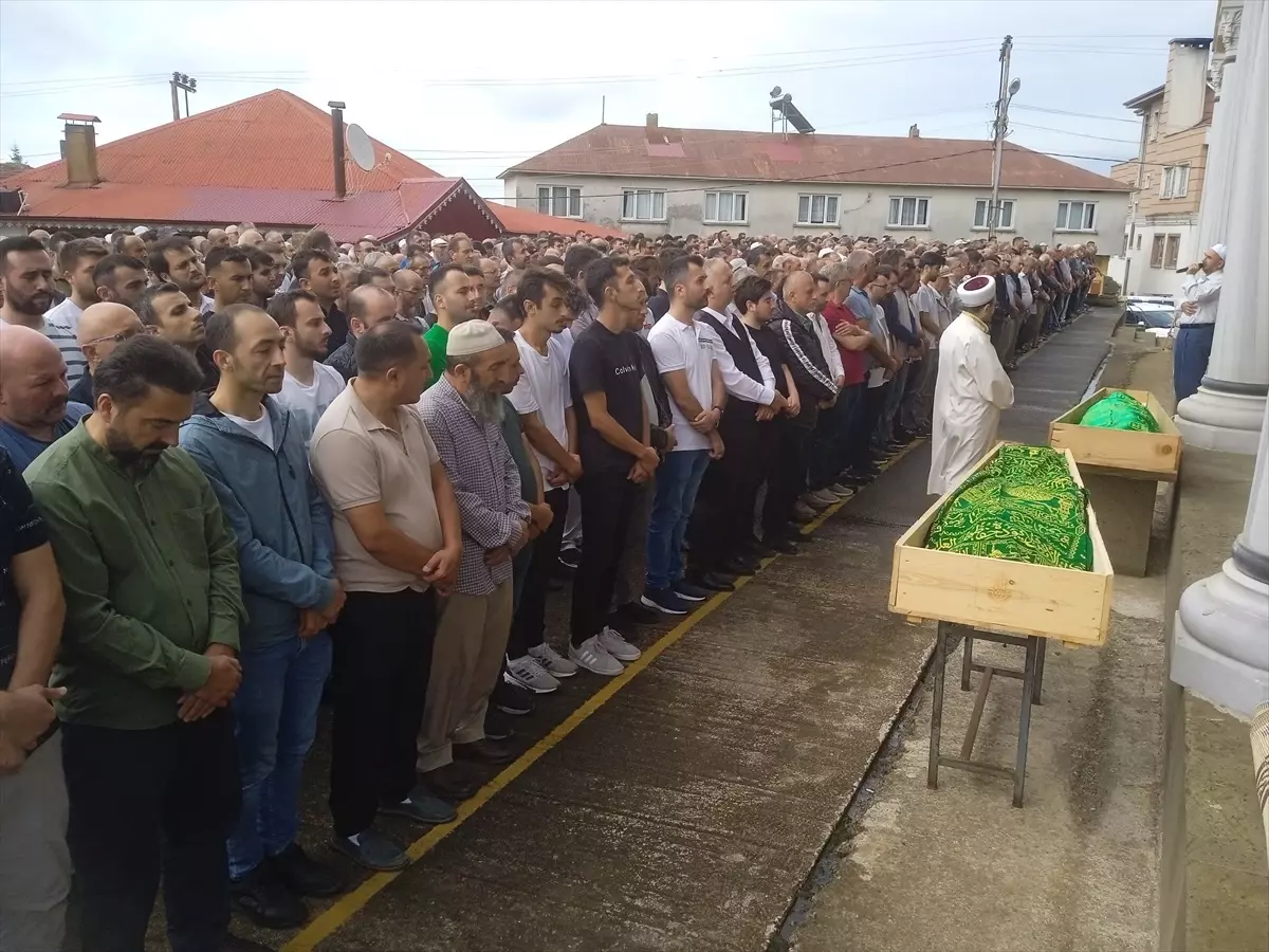 Giresun\'da düğünde silahlı saldırı: 2 ölü