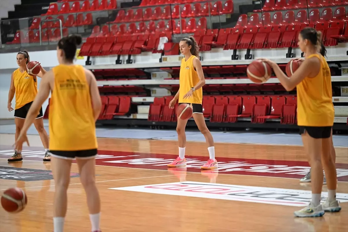 Melikgazi Kayseri Basketbol, gelecek sezon için hazırlıklarını tamamladı