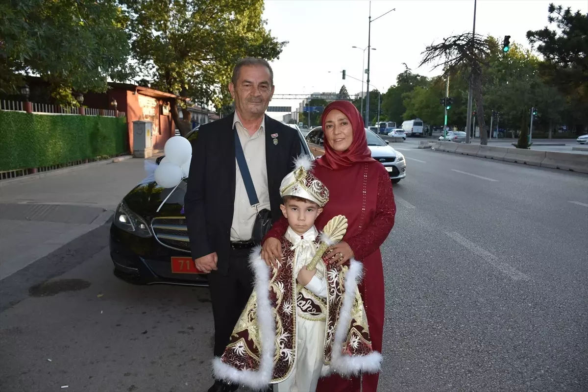 Kırıkkale Valisi Mehmet Makas, Şehit Kardeşine Makam Aracı Tahsis Etti