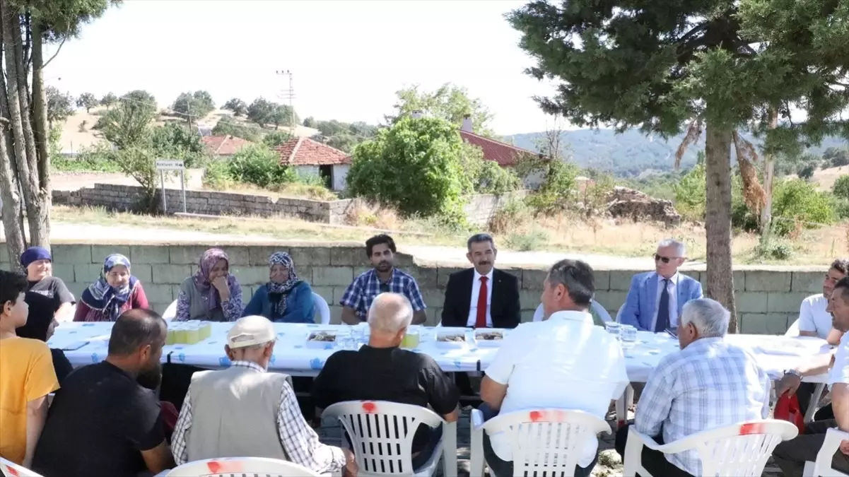 Kırklareli Valisi Birol Ekici, köy ziyaretlerine devam ediyor