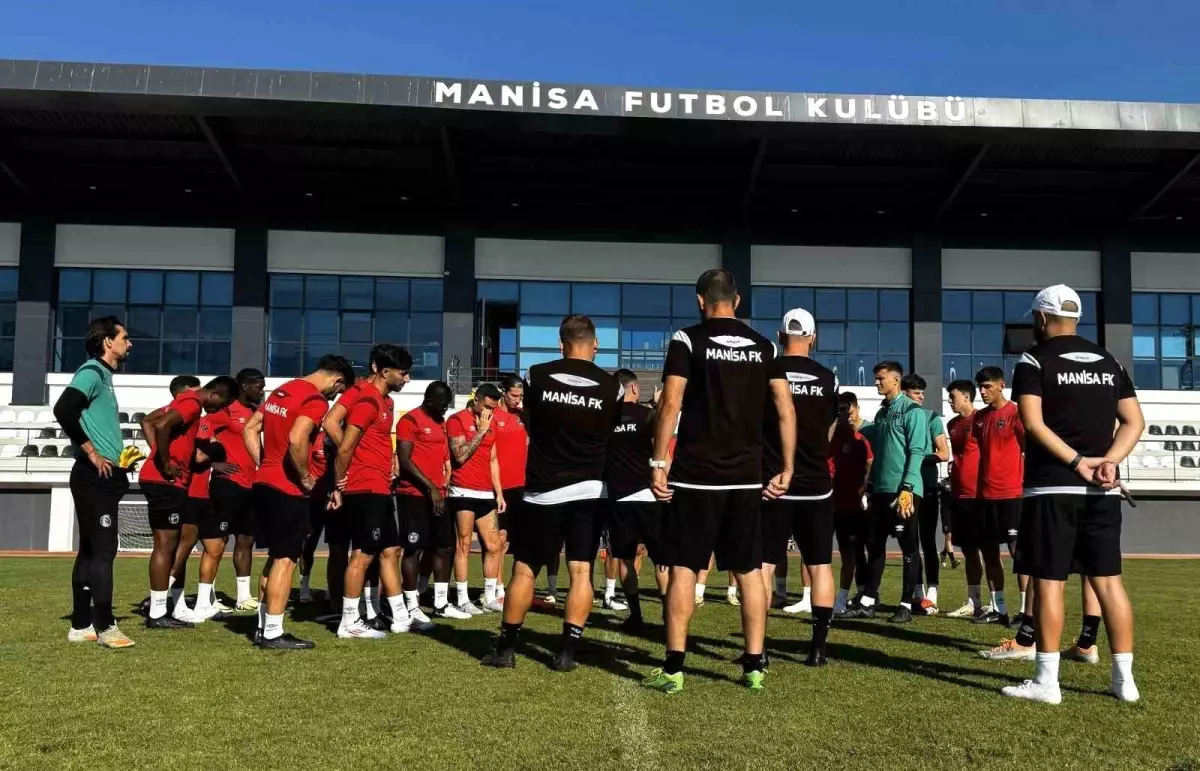 Manisa Futbol Kulübü İstanbulspor Maçı Hazırlıklarını Tamamladı