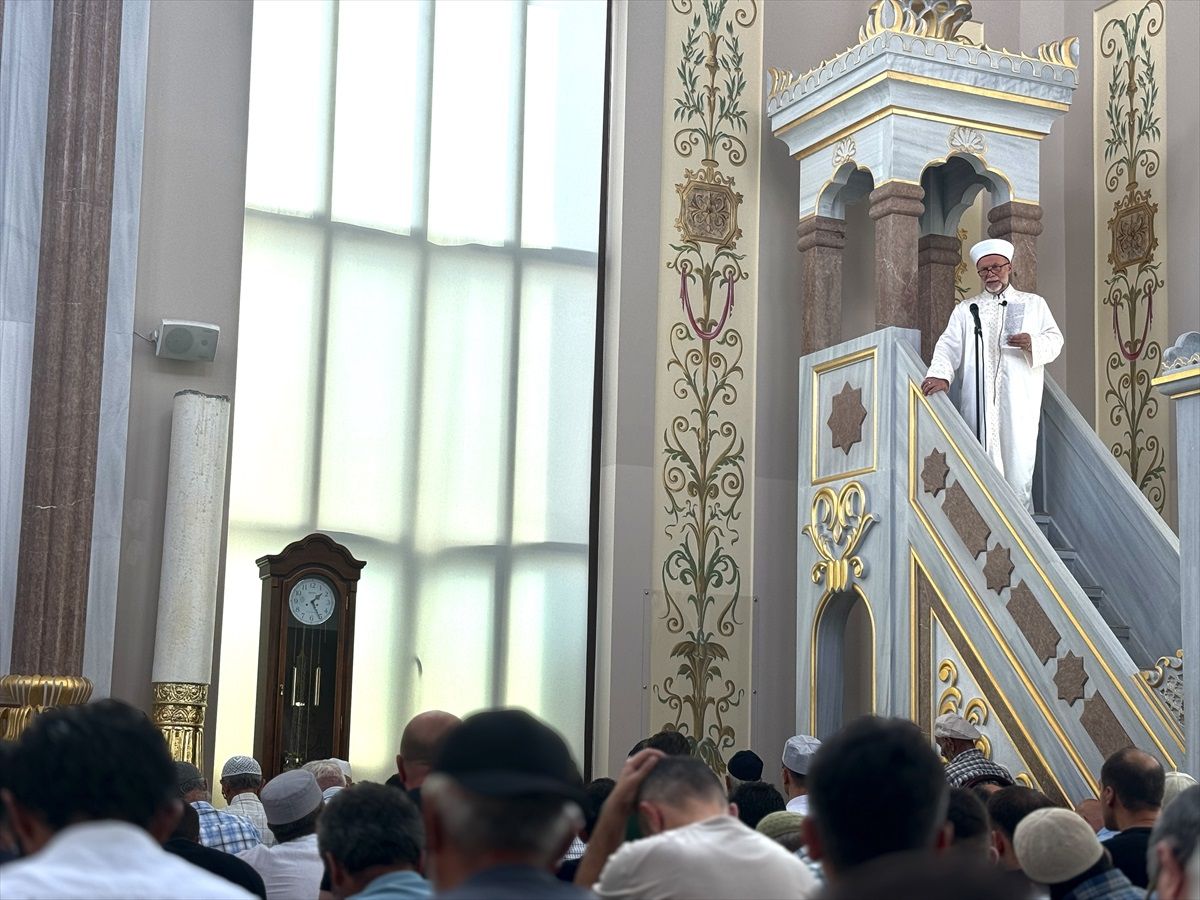 Sakarya\'da Cuma Namazı Öncesi Dolandırıcılık Uyarısı