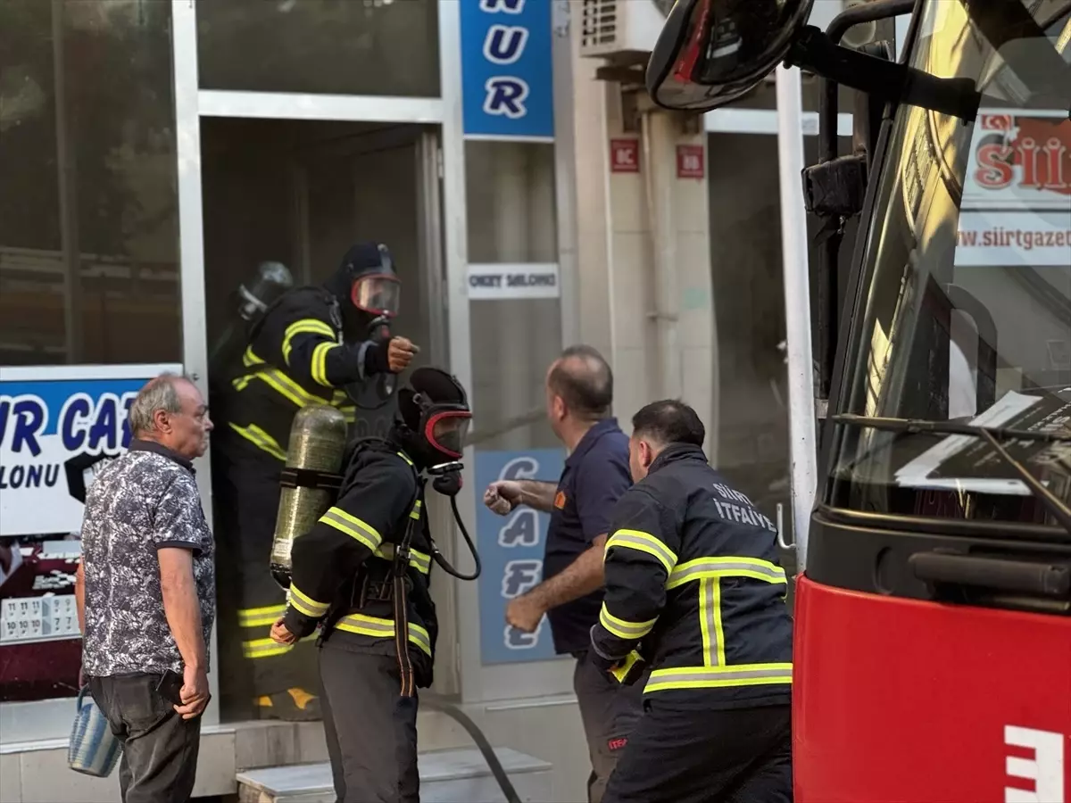 Siirt\'te bir iş yerinde çıkan yangın söndürüldü