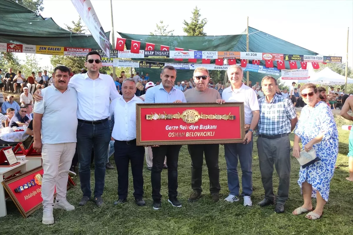 Sinop\'un Gerze ilçesinde geleneksel karakucak güreşleri yapıldı