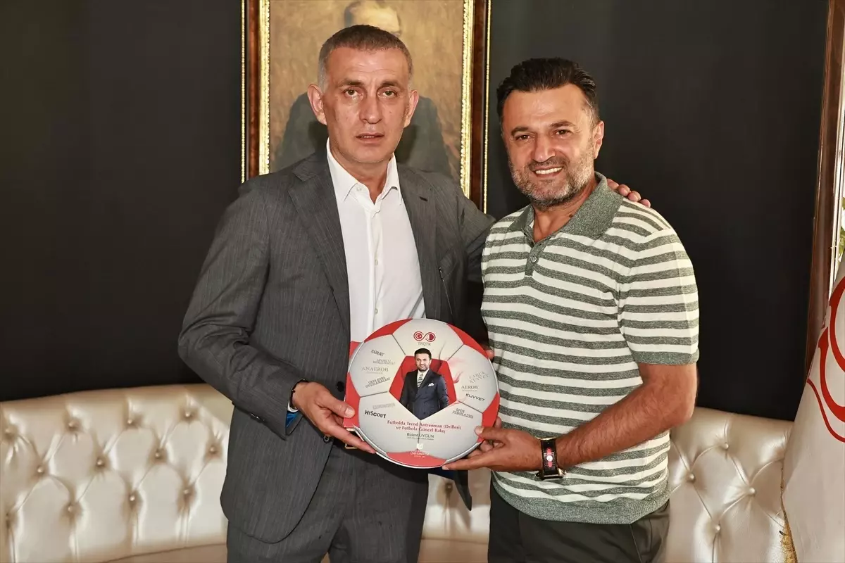 TFF Başkanı İbrahim Hacıosmanoğlu, Sivasspor Kulübünü ziyaret etti