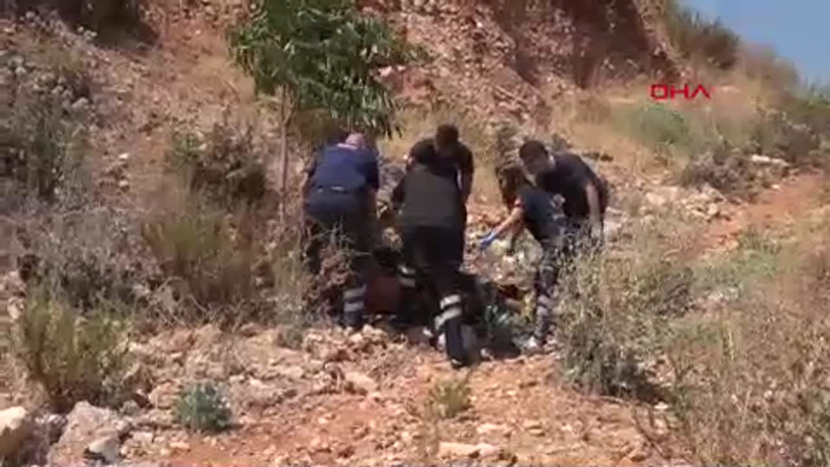 Antalya\'da Alkol Alan Adam Uçurumdan Düştü