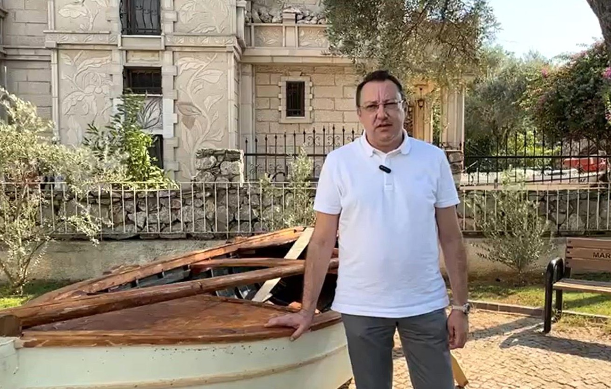 Marmaris\'te Yapılan Ahşap Paraçele Tekne Sergilenecek