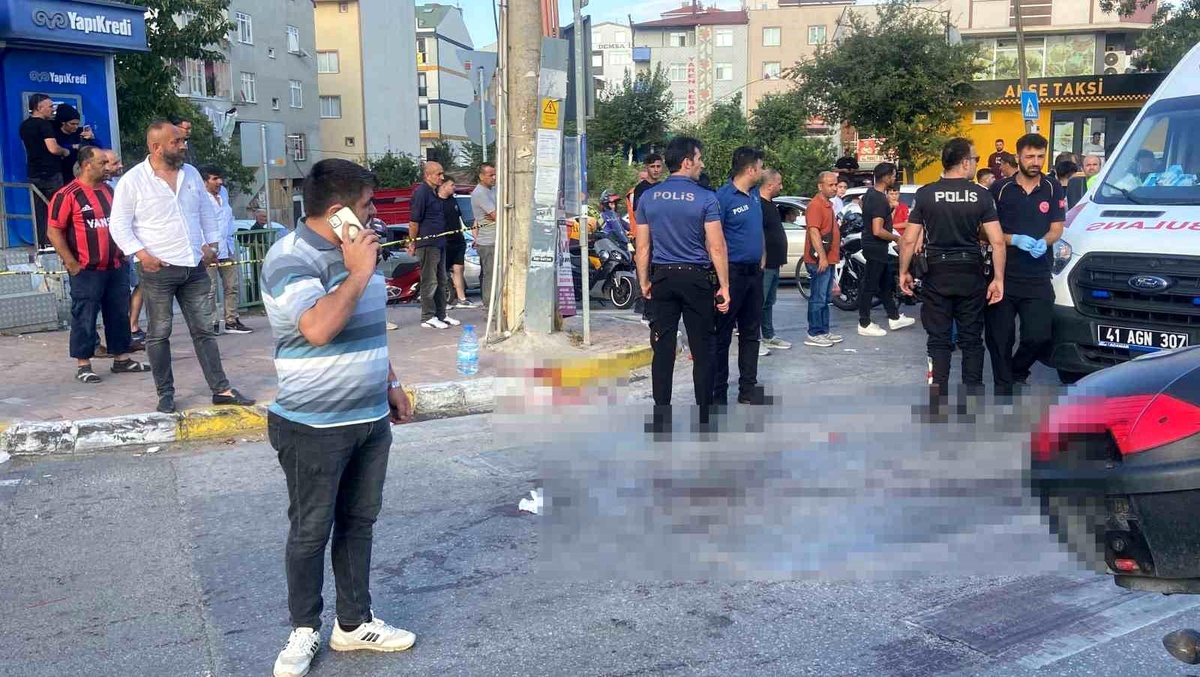 Çayırova\'da Motokurye Tartışması Kanlı Bitti