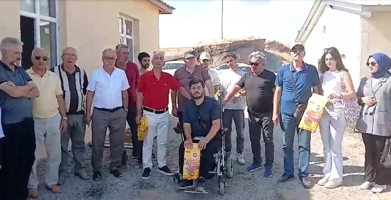 Ahlat\'ta Köpek Ölümleriyle İlgili Asılsız Haberlere Tepki