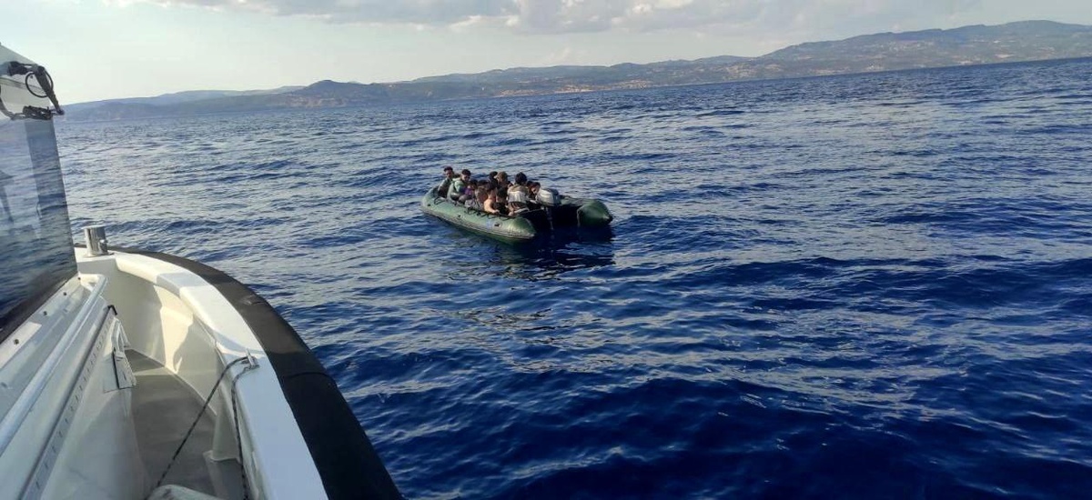 Çanakkale Sahilinde 33 Kaçak Göçmen Yakalandı, 15 Kaçak Göçmen Kurtarıldı