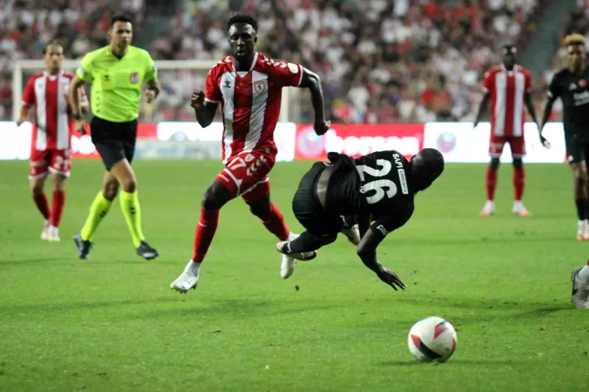 Beşiktaş, Samsunspor\'u 2-0 mağlup etti