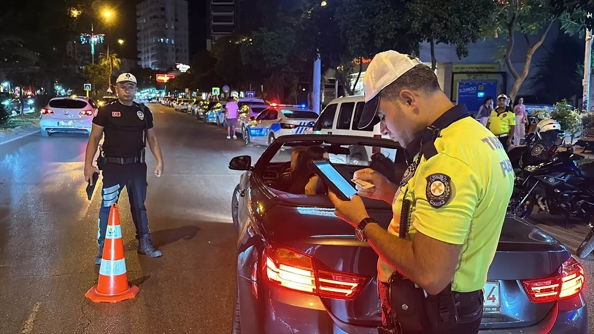 Adana\'da dron destekli trafik denetimi yapıldı