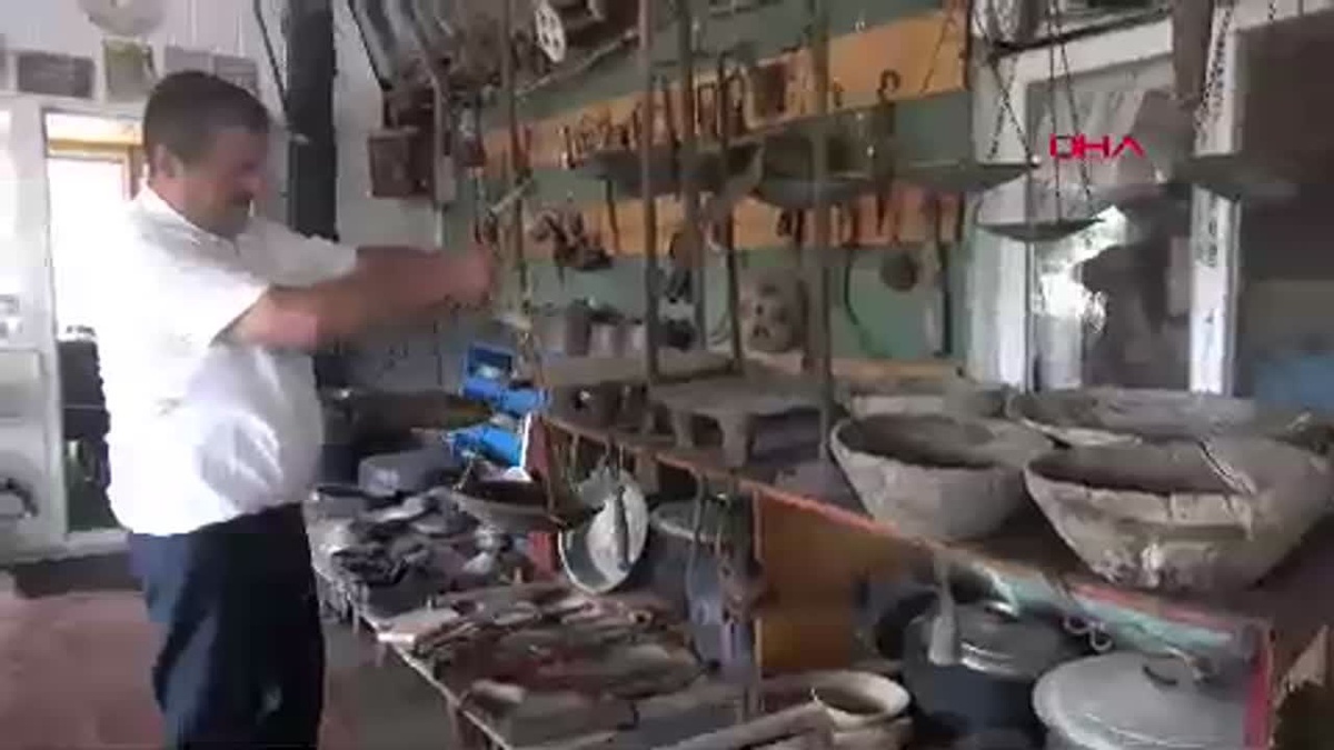Muhtarlıkta Antika Eşya Sergisi
