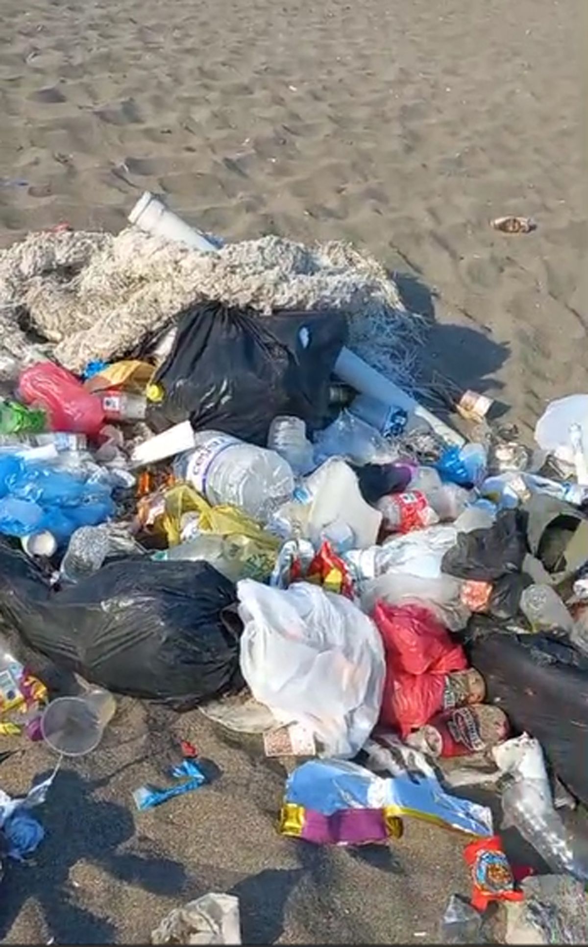 Phaselis Antik Kenti\'nde Çöp Yığınları Tepki Çekti