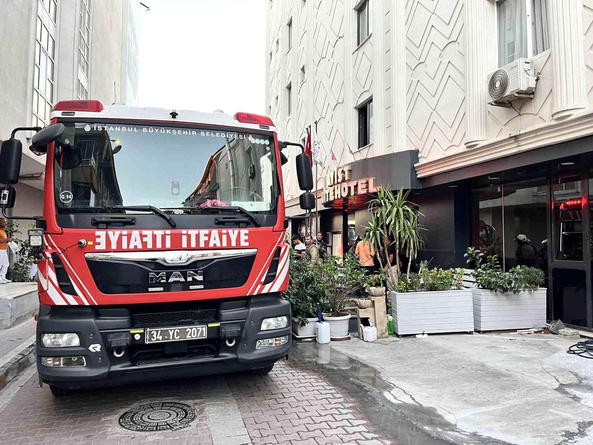 Avcılar\'da bir otelde çıkan yangın kontrol altına alındı