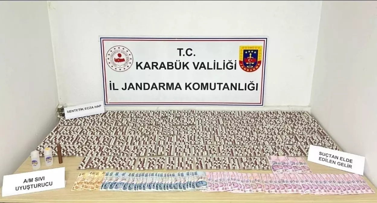 Karabük\'te Binlerce Uyuşturucu Hapla Yakalanan 3 Kişi Tutuklandı