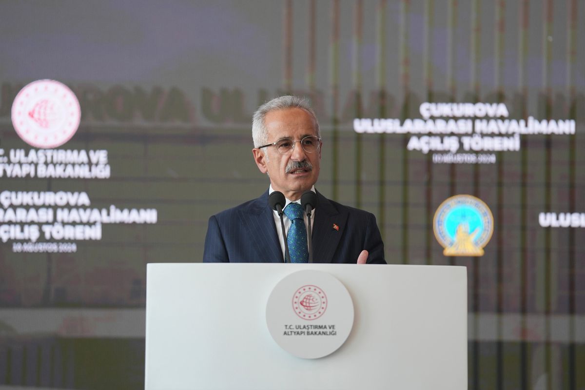 Çukurova Uluslararası Havalimanı\'nda 24 Saatte 74 Uçak Trafiği Gerçekleşti