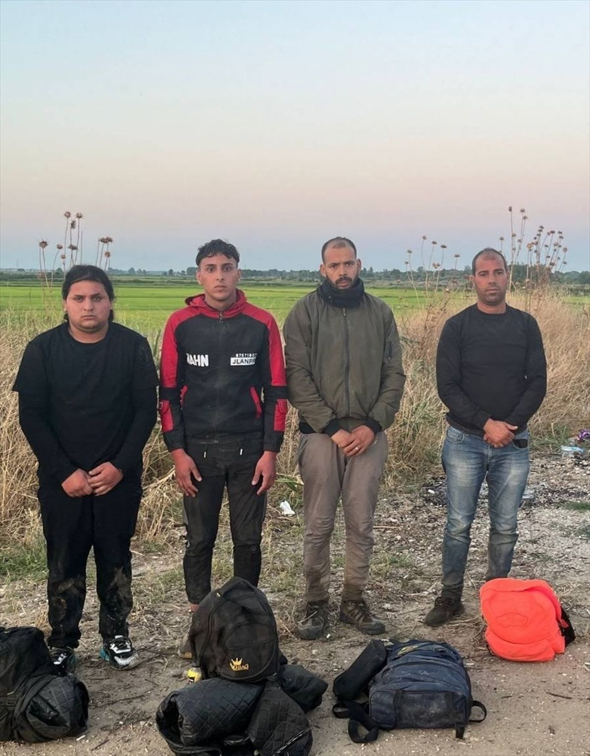 Edirne\'de 27 düzensiz göçmen yakalandı