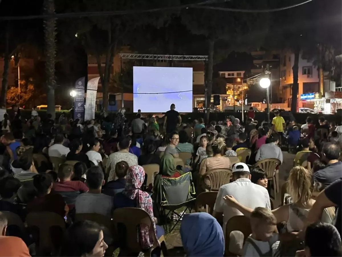 Efeler Belediyesi Yaz Akşamlarında Açık Hava Sineması Etkinlikleri Düzenliyor