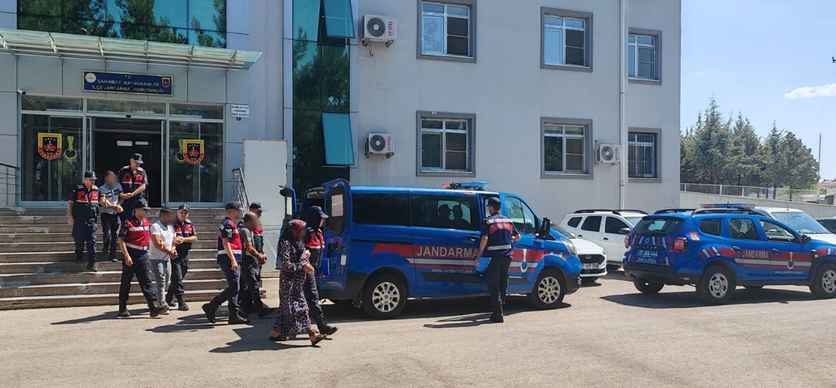Gaziantep\'te Göçmen Kaçakçılığı Operasyonu: 2 Tutuklama