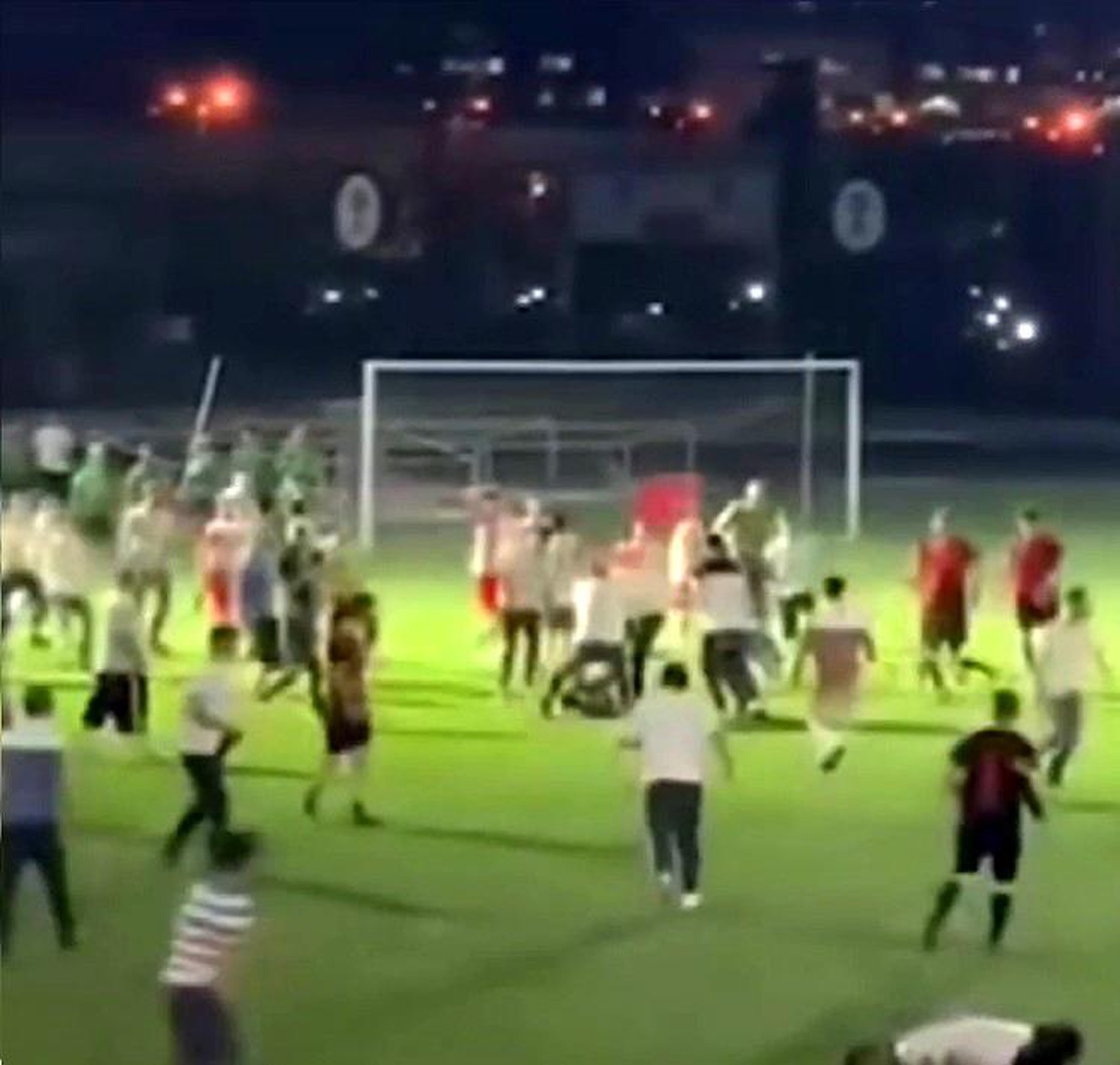 Gaziantep\'te Köyler Arası Turnuvada Hakemlere Saldırı