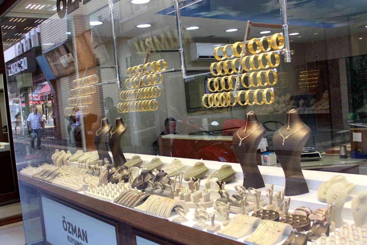 Samsun Kuyumcular Odası Başkanı: Gram altın yıl sonunda 3 bin TL olacak
