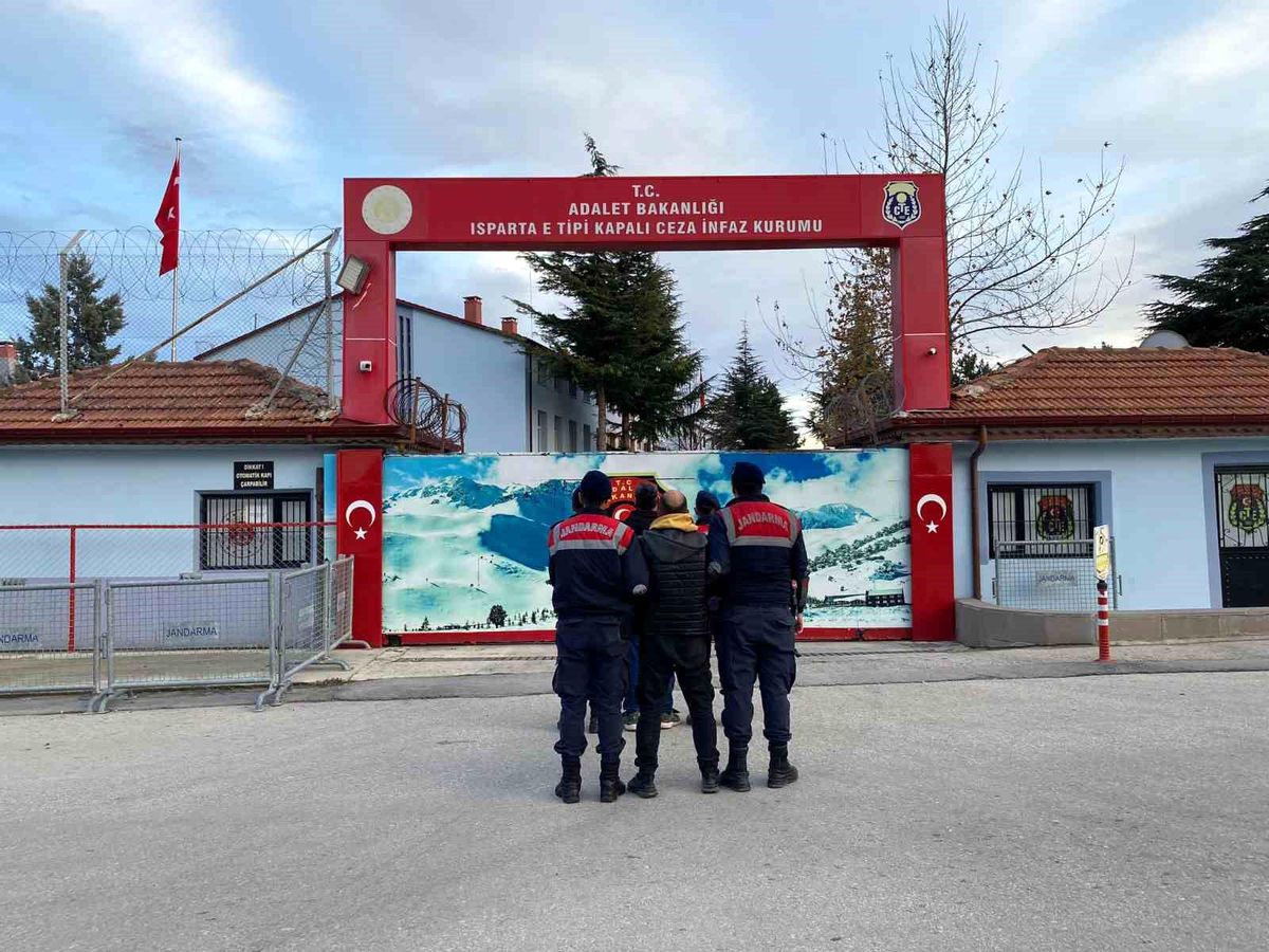 Isparta\'da Uyuşturucu Operasyonu: 2 Şahıs Tutuklandı