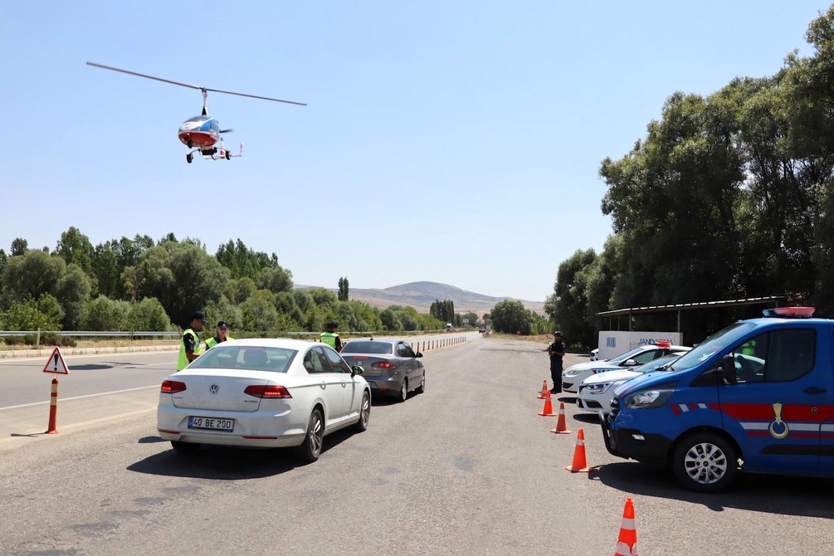 Kırşehir İl Jandarma Komutanlığı Trafik Denetimleri Yaptı
