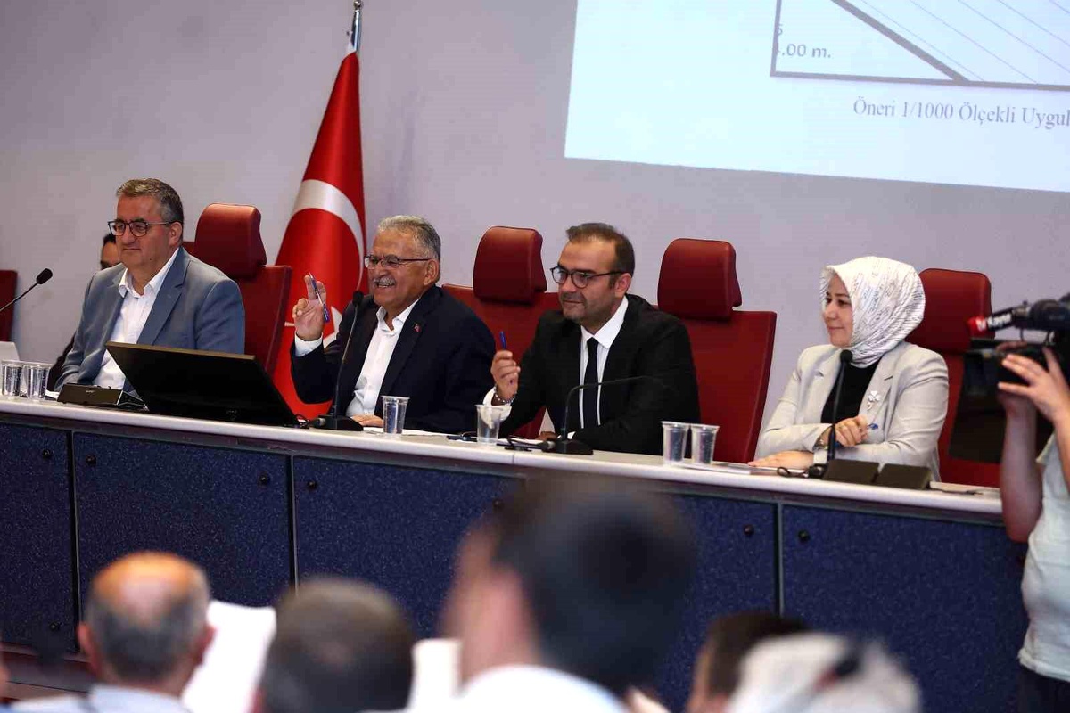 Kayseri Büyükşehir Belediyesi Ağustos Ayı Meclis Toplantısı Gerçekleştirildi