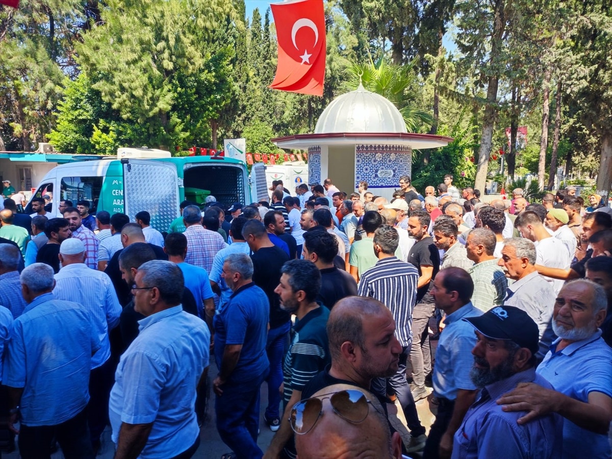 Tarsus\'ta silahlı kavga: 3 ölü, 5 gözaltı