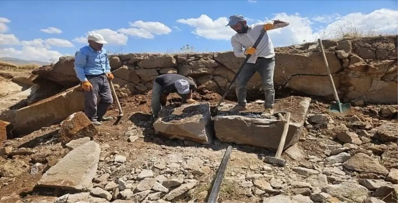 Muş\'ta Doğal Kevge Taşı Üretimi