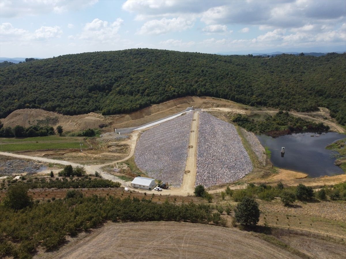 Sakarya\'da Tamamlanan Kışlaköy Göleti Ülke Ekonomisine Katkı Sağlayacak