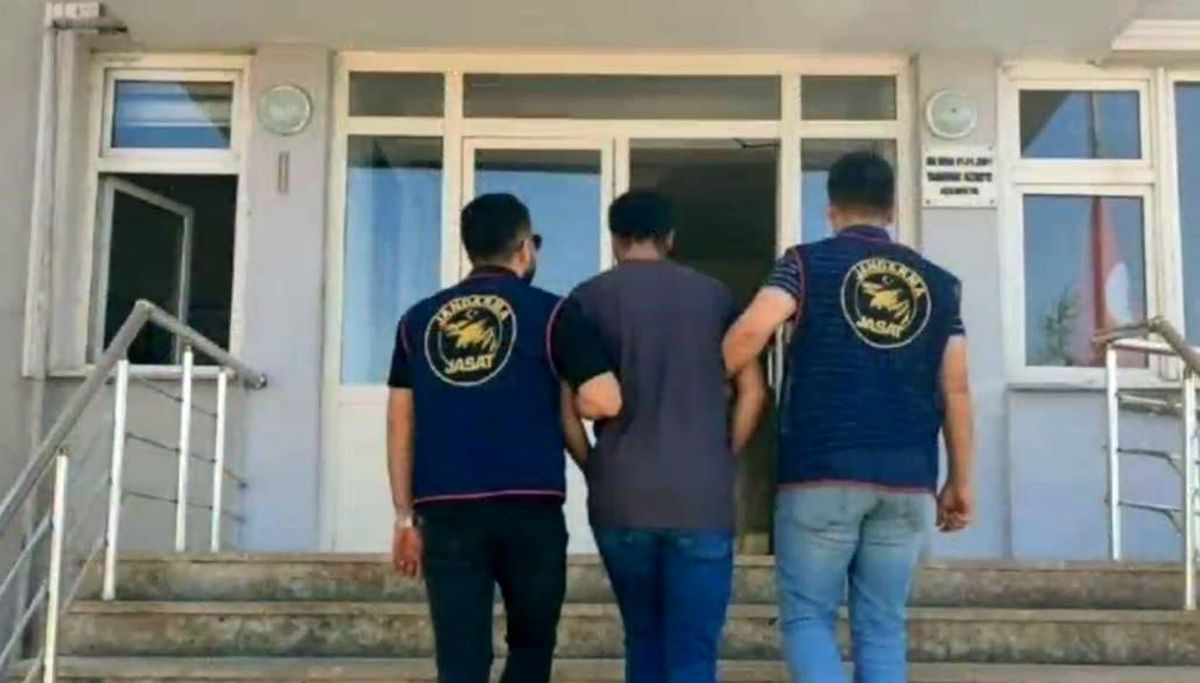 Van\'da Jandarma Operasyonu: 3 Kişi Tutuklandı