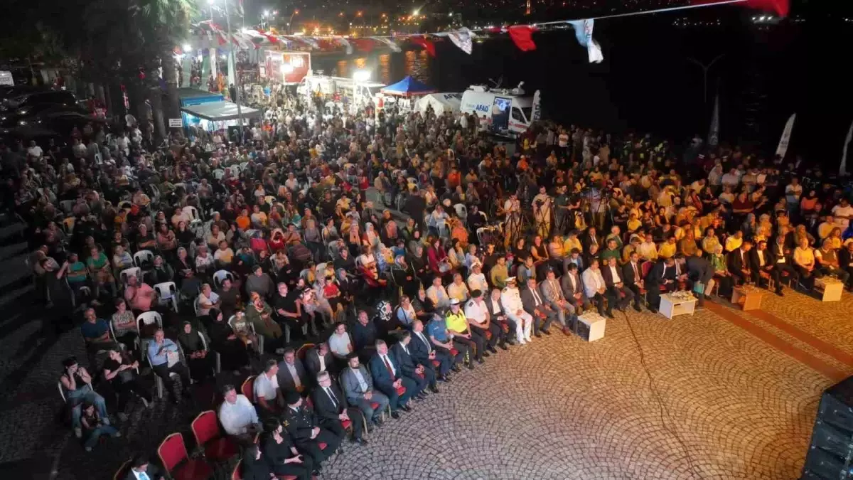 Gölcük\'te 17 Ağustos Depremi 25. Yıl Dönümünde Anılacak