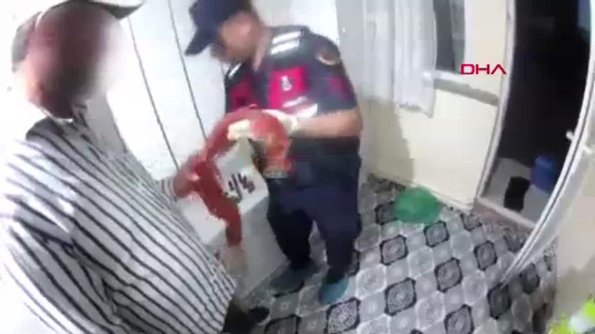 Düğünde silahla havaya ateş açan 4 kişi yakalandı