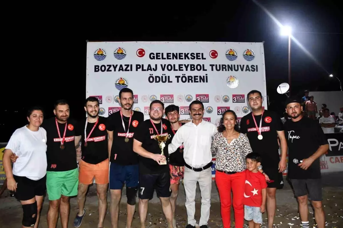 Bozyazı\'da düzenlenen Plaj Voleybolu Turnuvası sona erdi