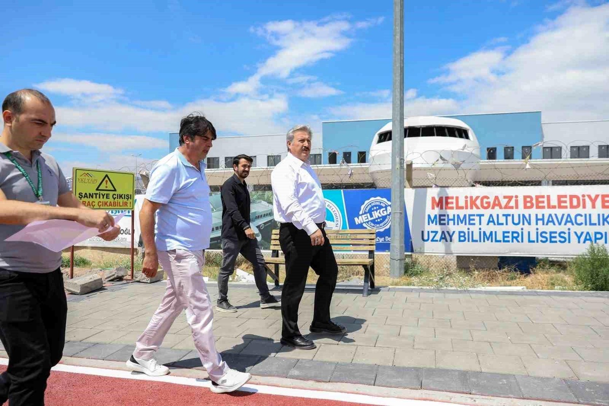 Melikgazi Belediyesi, Kayseri\'ye Havacılık ve Uzay Bilimleri Lisesi Kuruyor