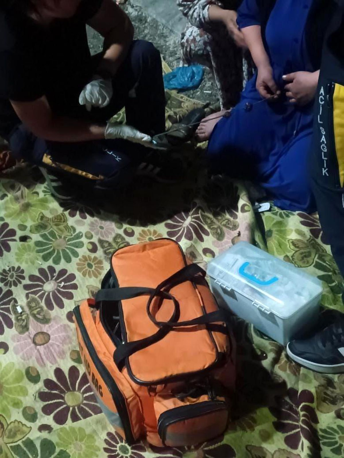 Piknikte Karnına Şiş Saplanan Kadın Yaralandı