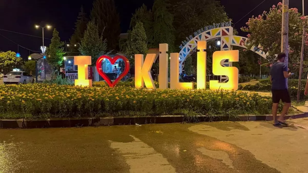 Kilis ve Çevre İllerde Hissedilen 5,2 Büyüklüğündeki Deprem